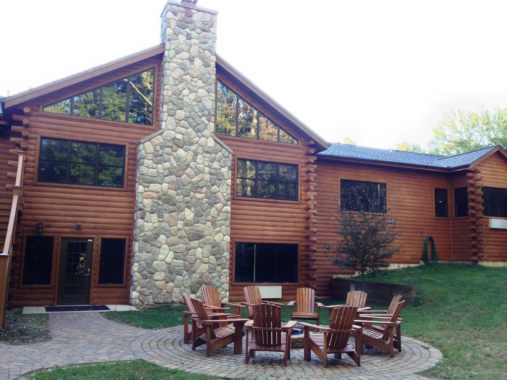 The Rockwell Lake Lodge Luther Екстериор снимка